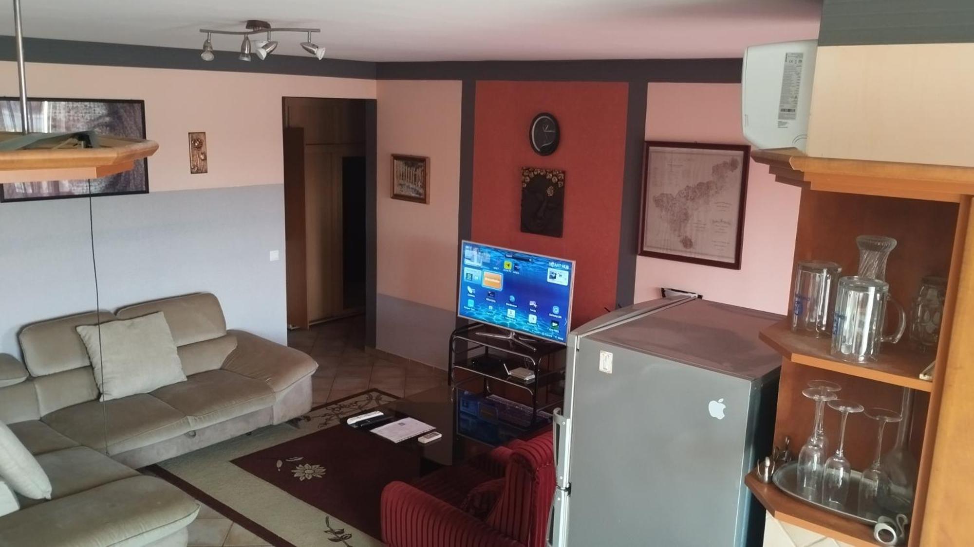 Tommy Apartment